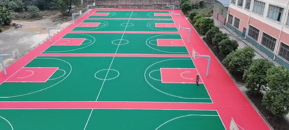 国际认证环保材料受追捧，塑胶篮球场安全标准再提升