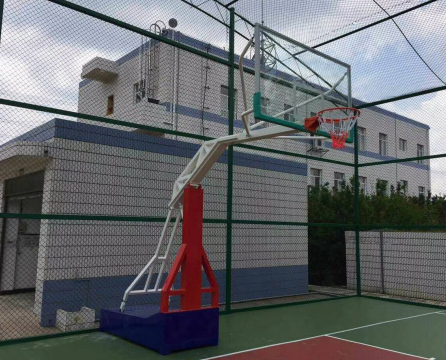 篮球场围网