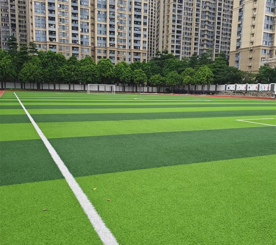 人造草坪足球场案例-南宁市高新区中学